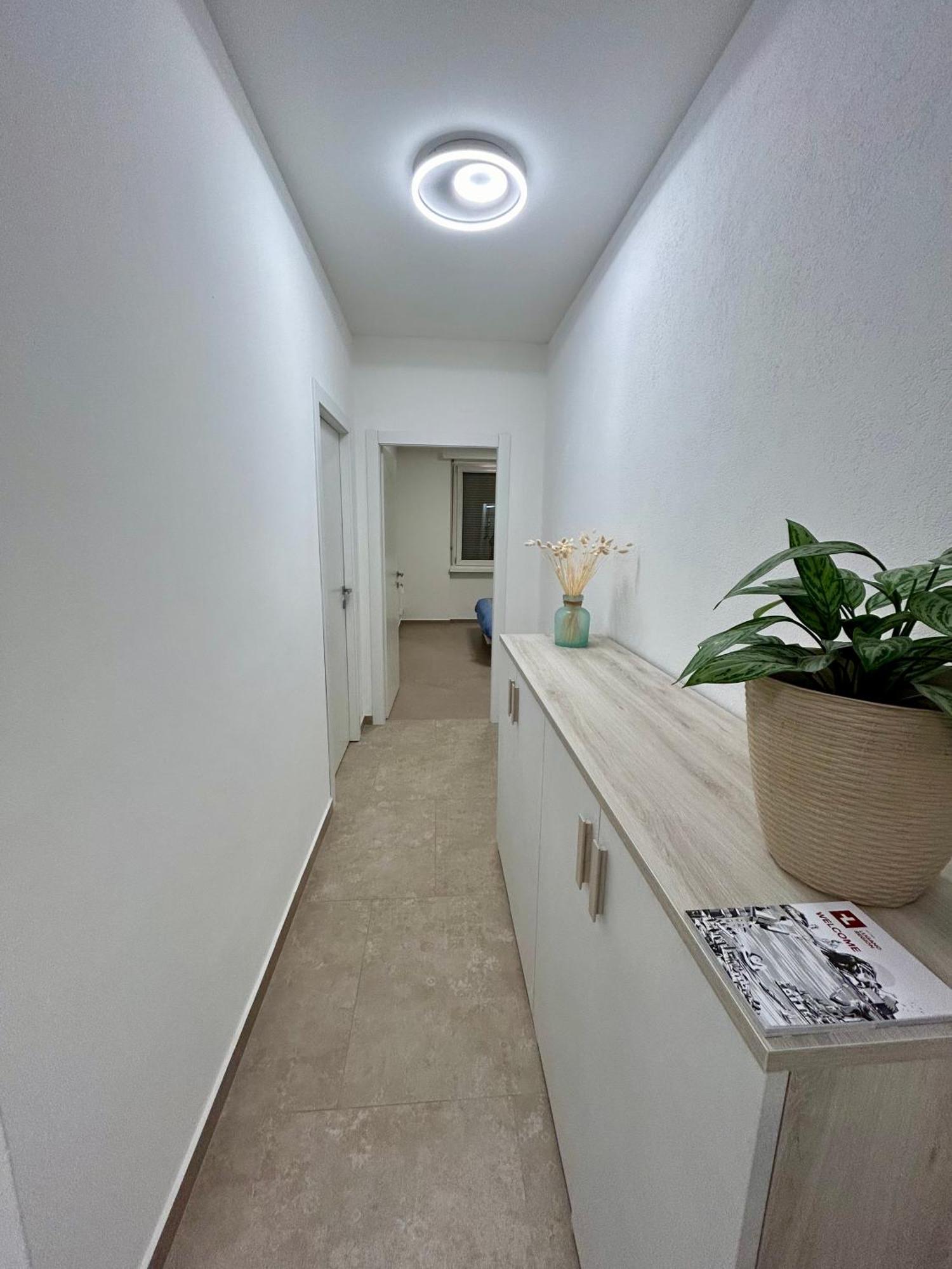 *Veranda'S Rooms* - Free Parking In Central Lugano Buitenkant foto