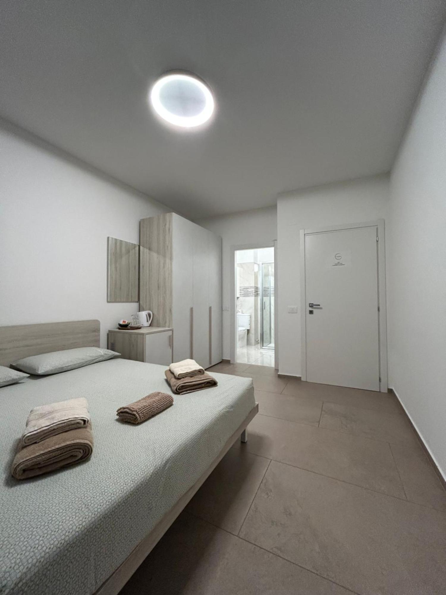 *Veranda'S Rooms* - Free Parking In Central Lugano Buitenkant foto