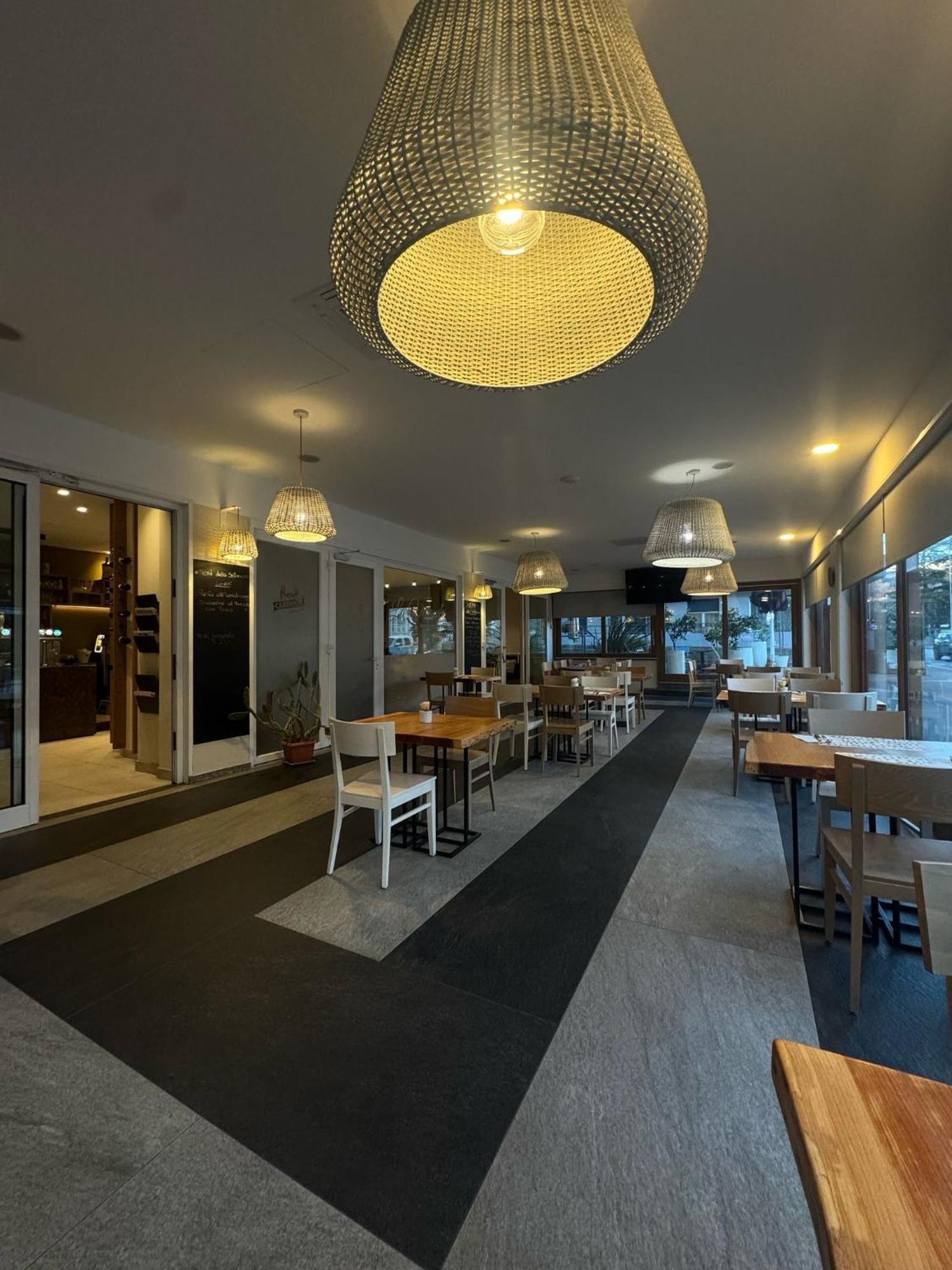 *Veranda'S Rooms* - Free Parking In Central Lugano Buitenkant foto